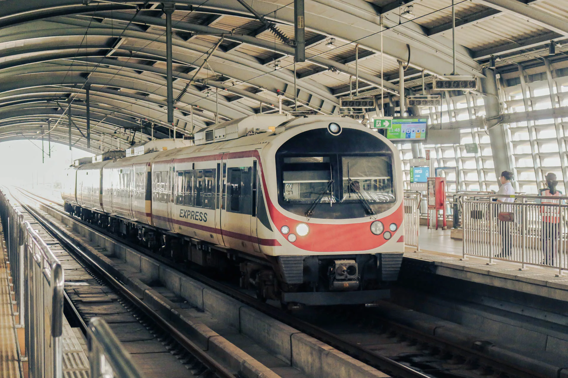 曼谷SRT机场快线采用西门子Desiro平台的列车